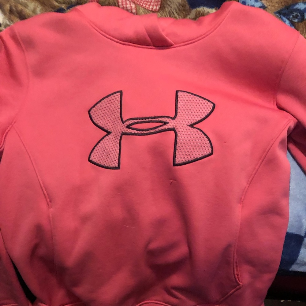 Under armour sweatshirt